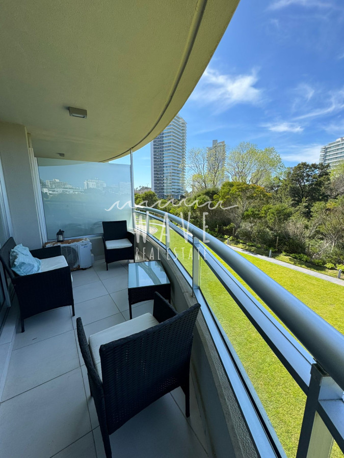 Apartamento ID.4562 - Venta, Apartamento sobre Roosevelt, 2 dormitorios y amenities