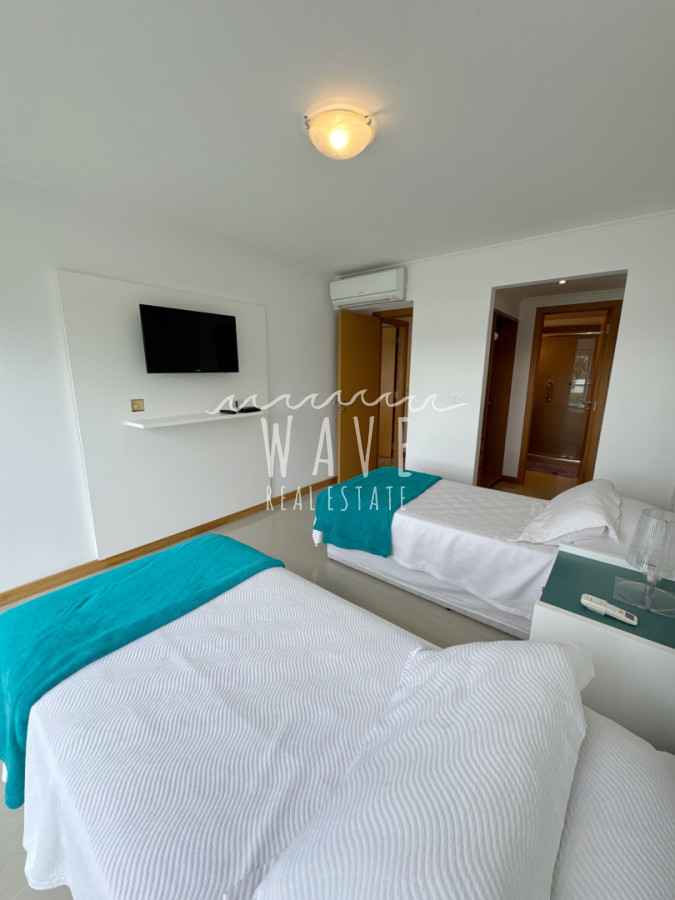 Apartamento ID.5113 - Alquiler de verano, apartamento de 2 dormitorios en suite, Playa Brava Punta del Este