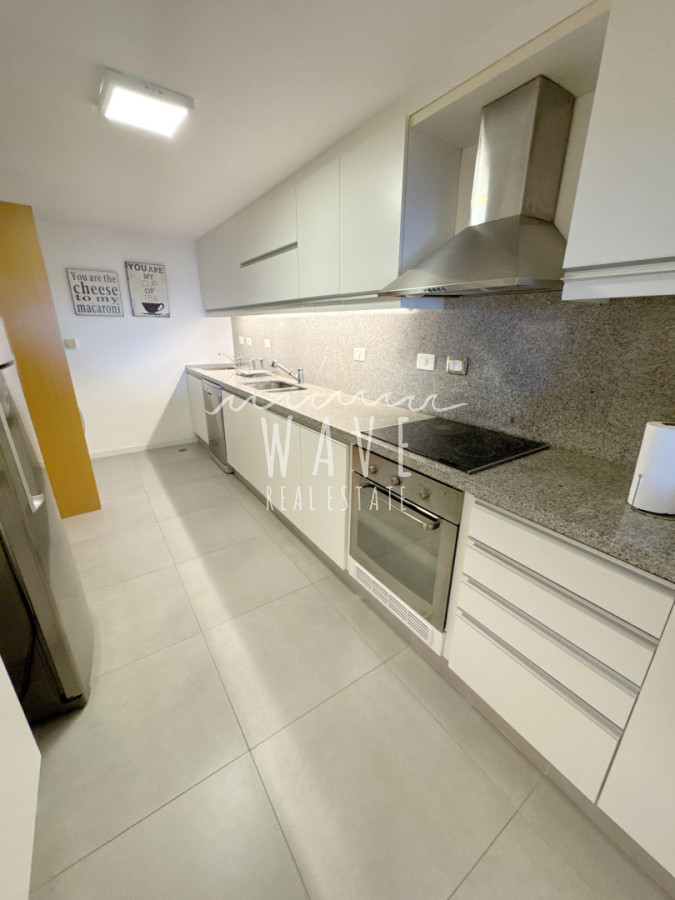 Apartamento ID.5113 - Alquiler de verano, apartamento de 2 dormitorios en suite, Playa Brava Punta del Este