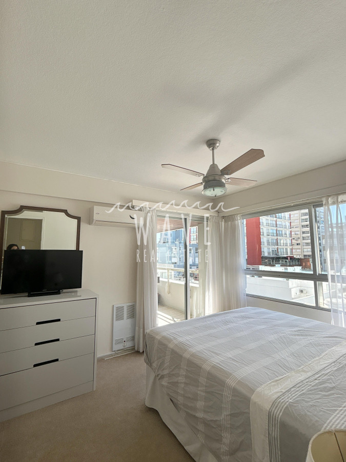 Apartamento ID.4752 - Venta y alquiler departamento 2 dormitorios Punta del Este 