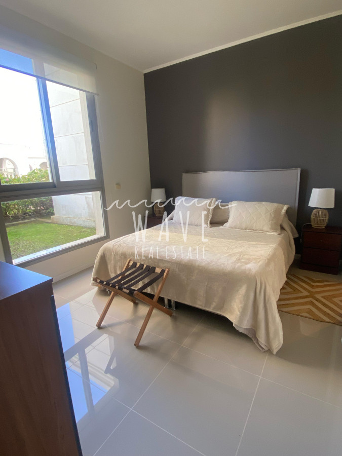 Apartamento ID.4882 - Venta de  Apartamento, con 1 dormitorio, en Playa Brava, con amenities