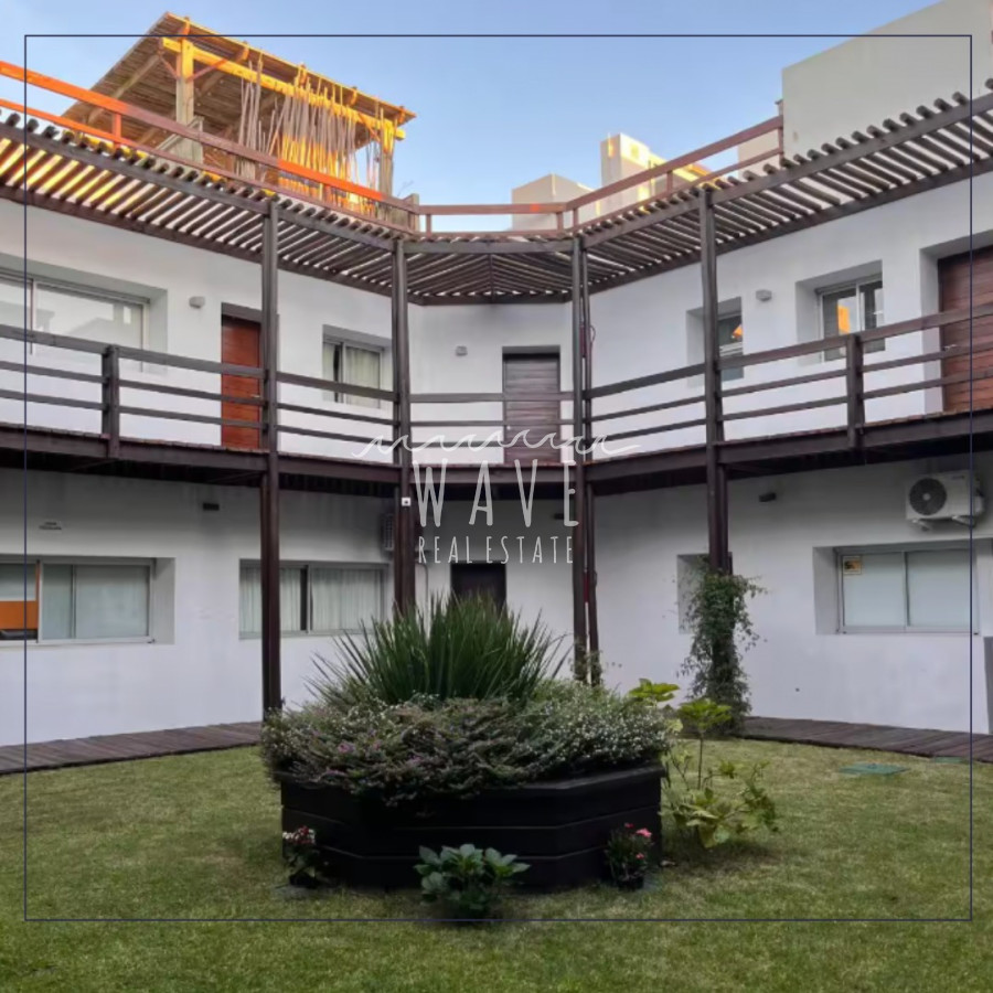 Apartamento ID.5238 - Duplex Manantiales 1 dorm en Venta
