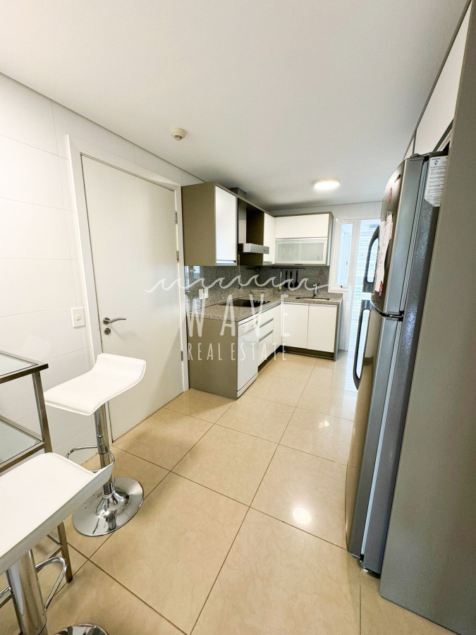 Apartamento ID.4602 - Venta y alquiler apartamento en torre premium en primera línea de la playa Mansa