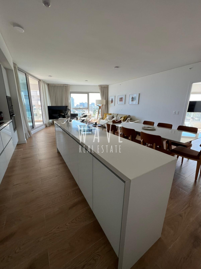 Apartamento ID.4138 - Trump Tower, 2 dormitorios, alquiler anual e invernal.
