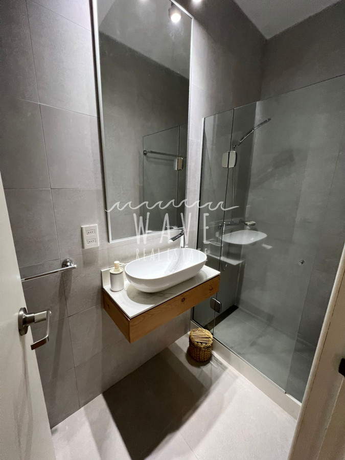 Apartamento ID.4312 - La Barra, a metros del agua, 3 suites, terraza con parrillero, mirador al mar.