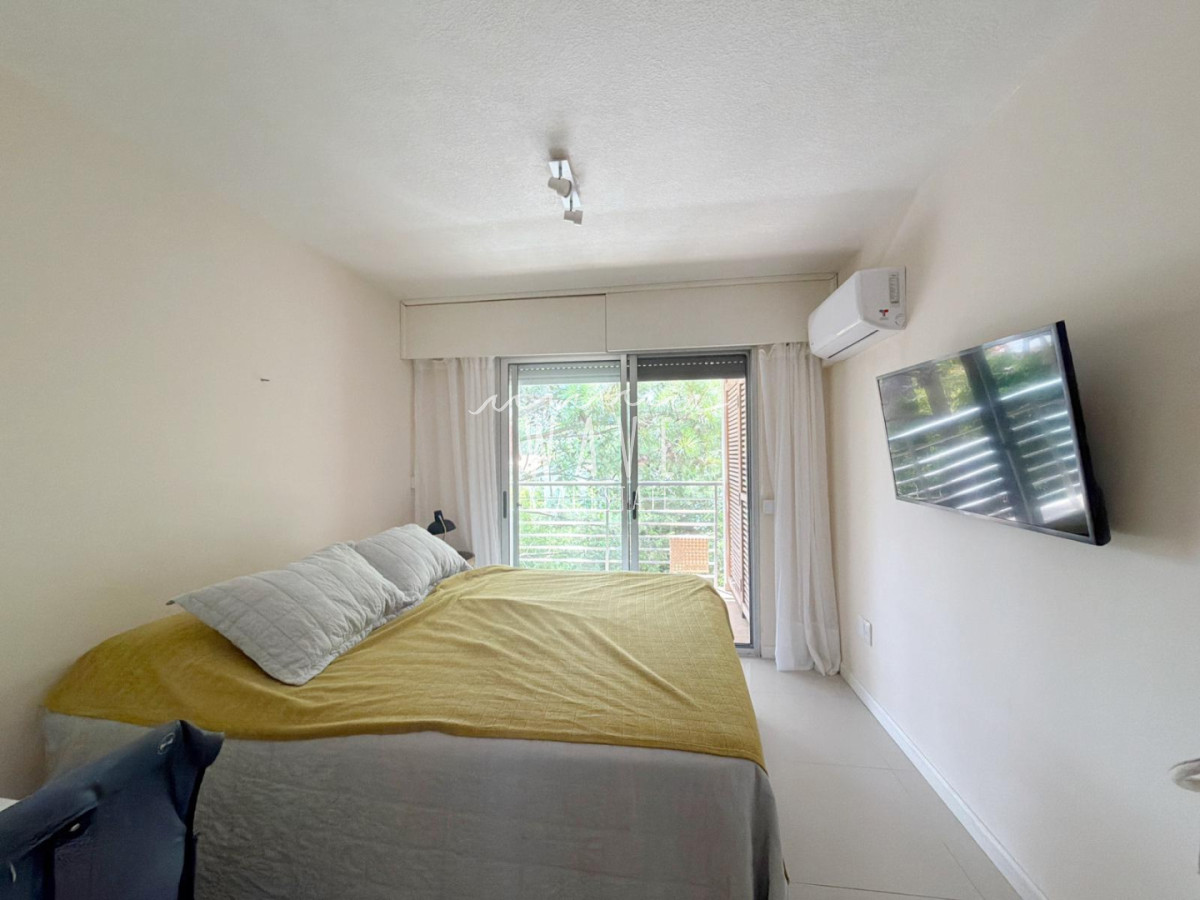 Apartamento ID.5393 - Rincón del Indio, Pda 23, orientación bosque con vista al mar, 2 dormitorios, parrillero propio