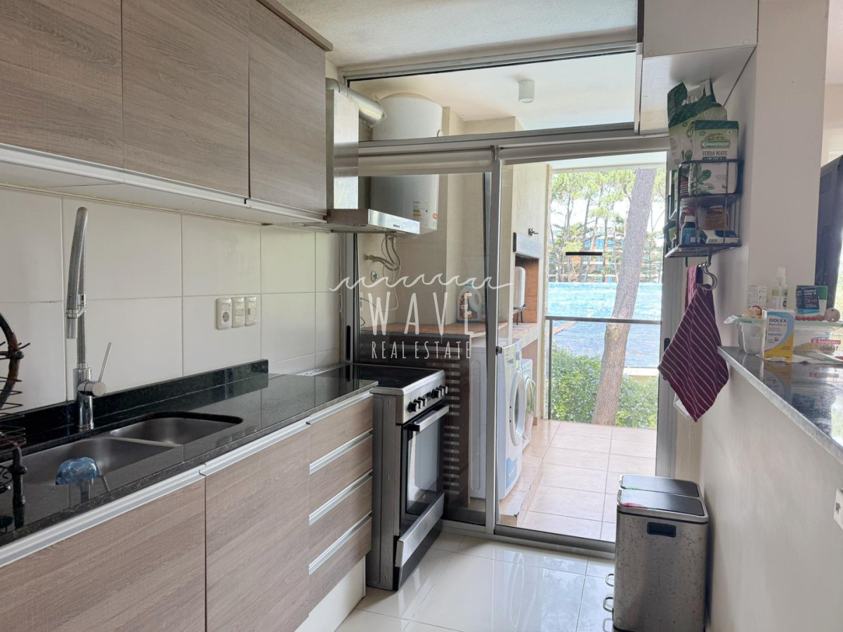 Apartamento ID.5393 - Rincón del Indio, Pda 23, orientación bosque con vista al mar, 2 dormitorios, parrillero propio