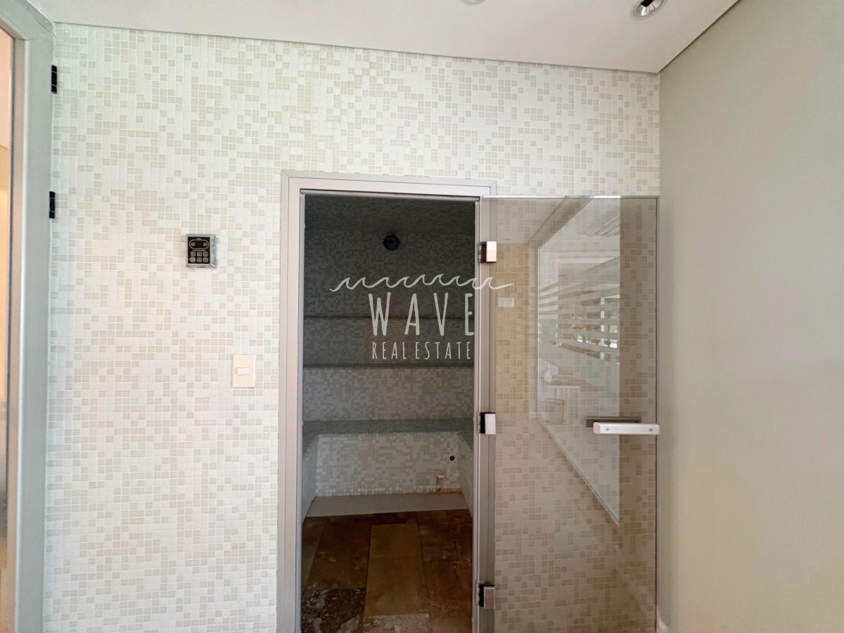 Apartamento ID.5368 - Venta Alquiler temporal Departamento 3 dormitorios Playa brava