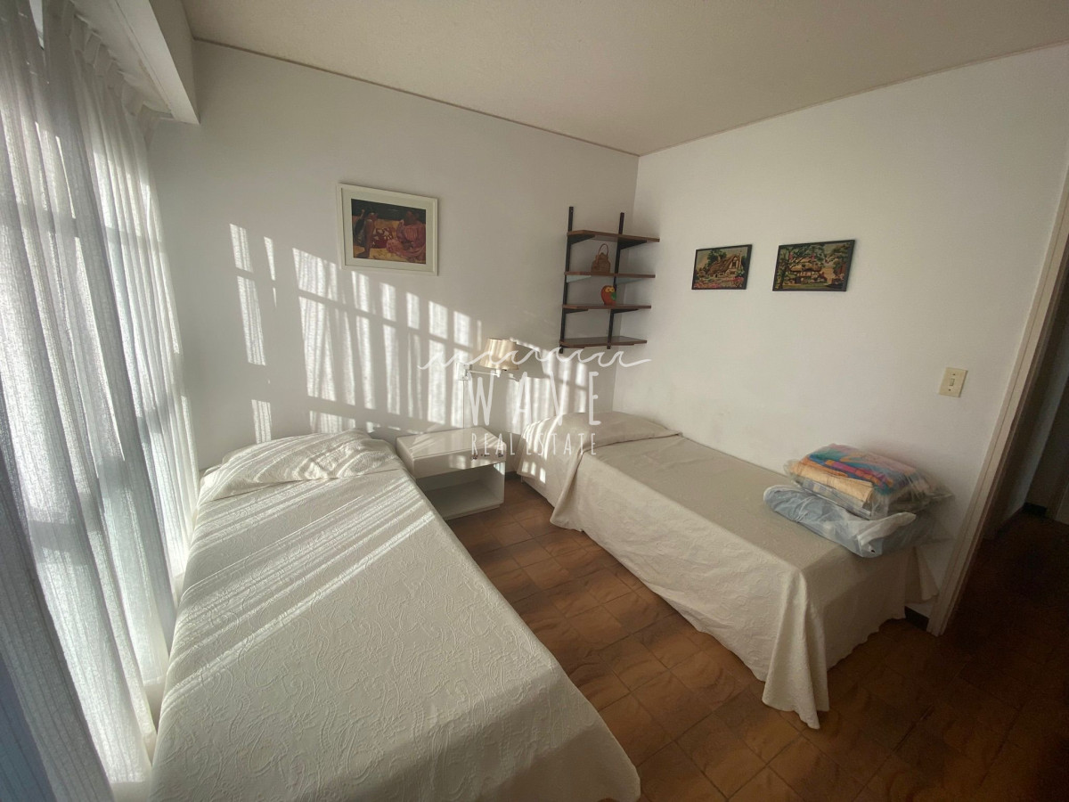 Apartamento ID.1644 - Venta Apartamento en Cantegril amplios 2 dormitorios 2 baños servicios
