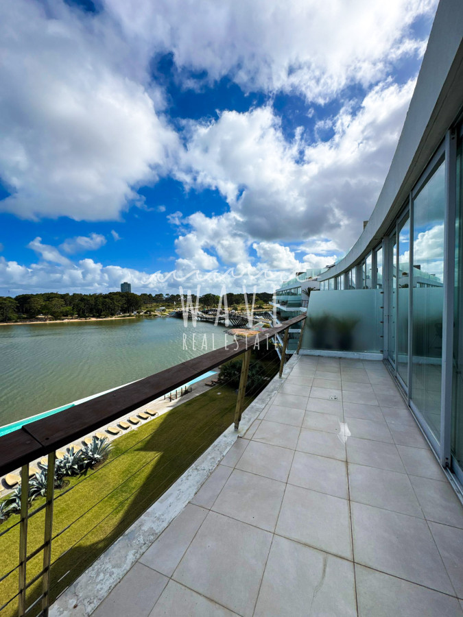 Apartamento ID.4945 - Espectacular penthouse en alquiler y venta la barra 