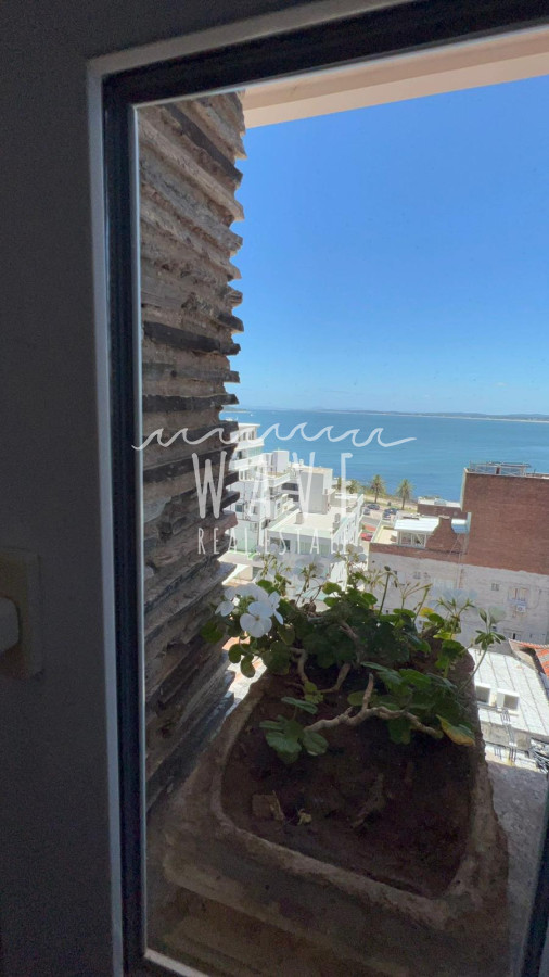 Apartamento ID.3965 - Venta de apartamento en Península, edificio emblemático, 3 dormitorios, reciclado.