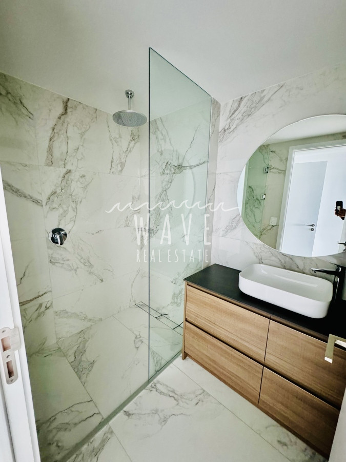 Apartamento ID.4106 - Venta espectacular departamento 2 Dorm, primera linea playa mansa 