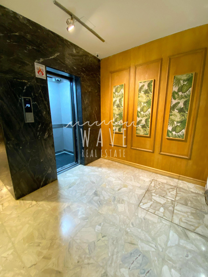 Apartamento ID.4901 - Venta de Apartamento de 1 dormitorio en Pinínsula de Punta del Este.