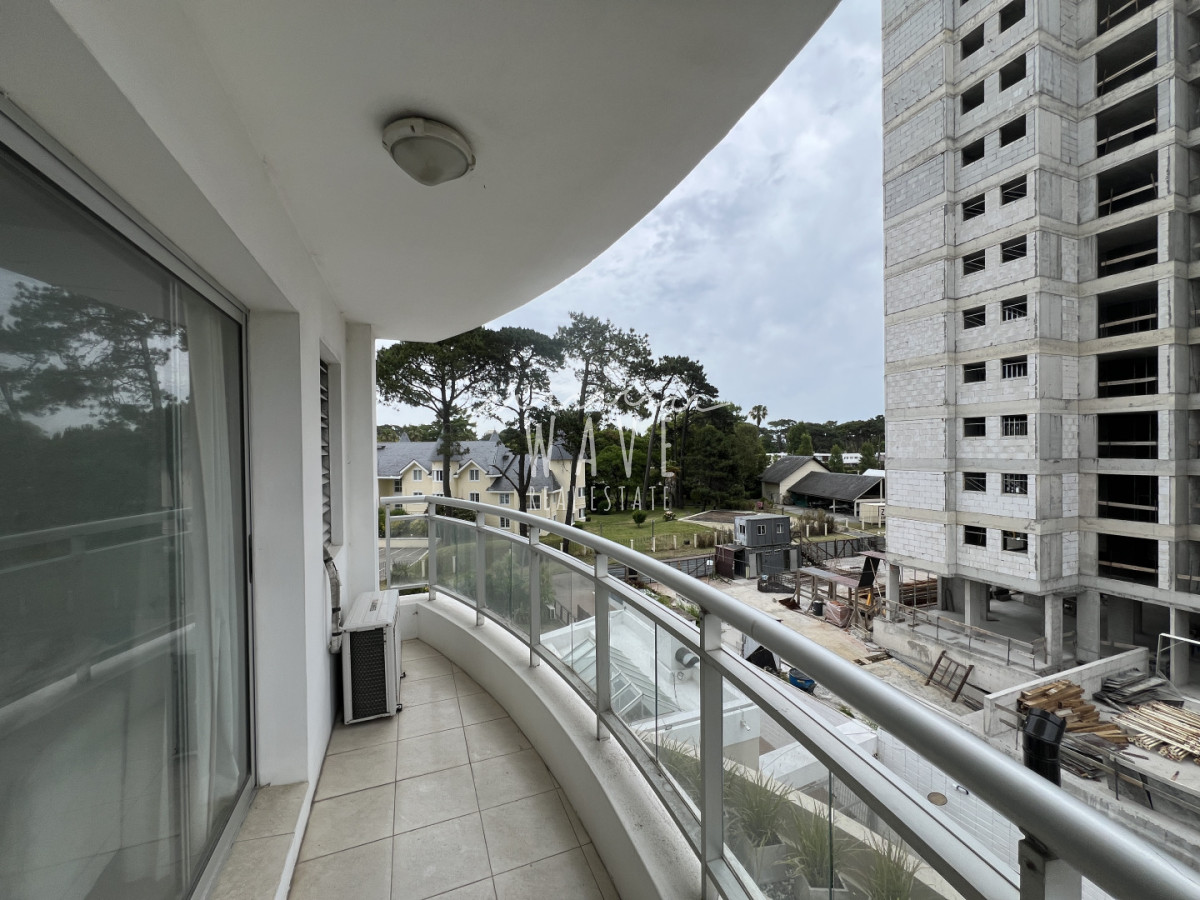 Apartamento ID.5205 - Venta apartamento zona shopping dos dormitorios 