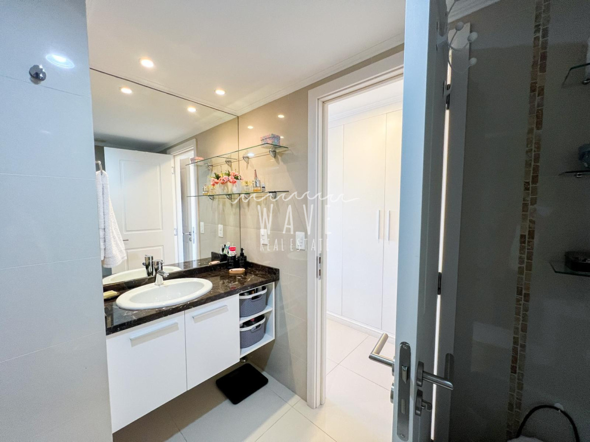 Apartamento ID.5027 - Venta en exclusividad, apartamento de 3 dormitorios en Punta del Este