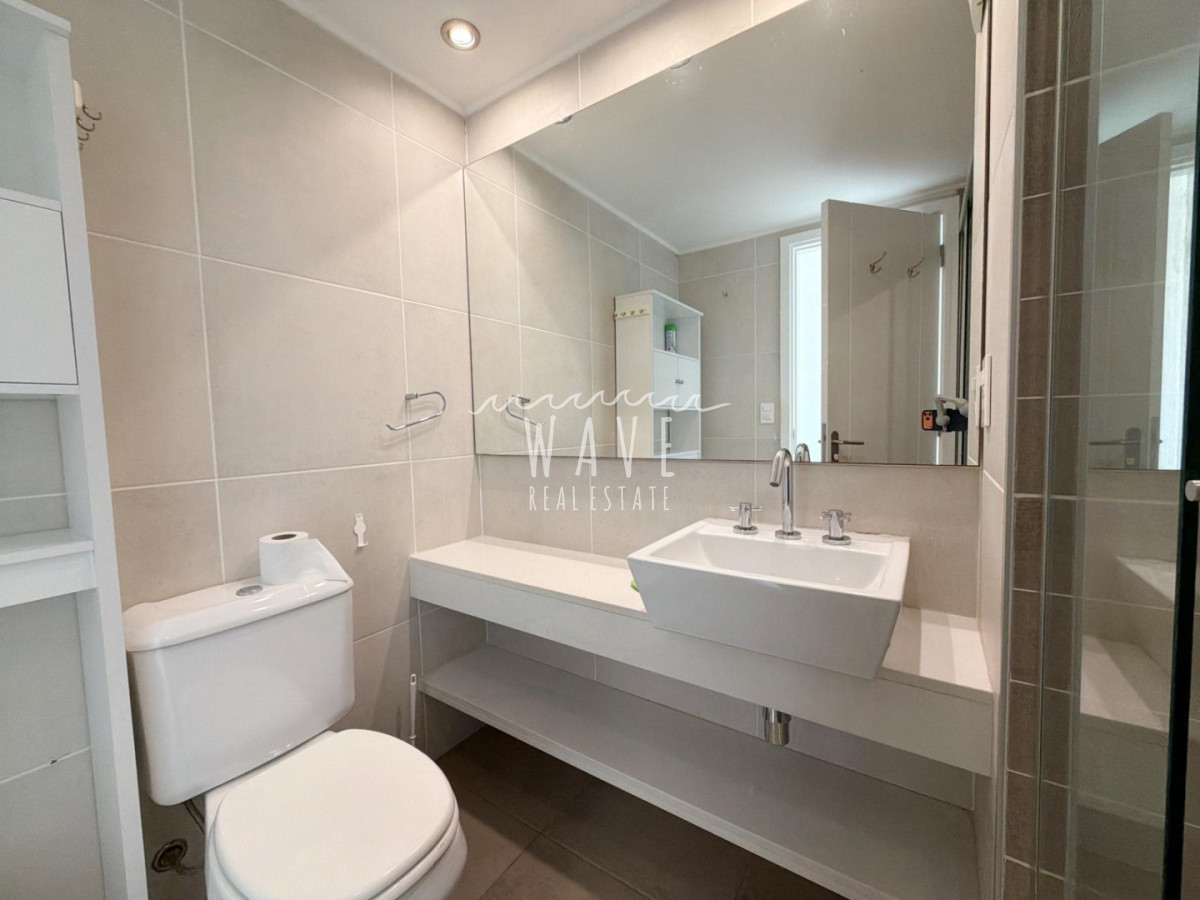 Apartamento ID.5457 - Venta Ocean Drive Piso Alto 3 dorm en suite