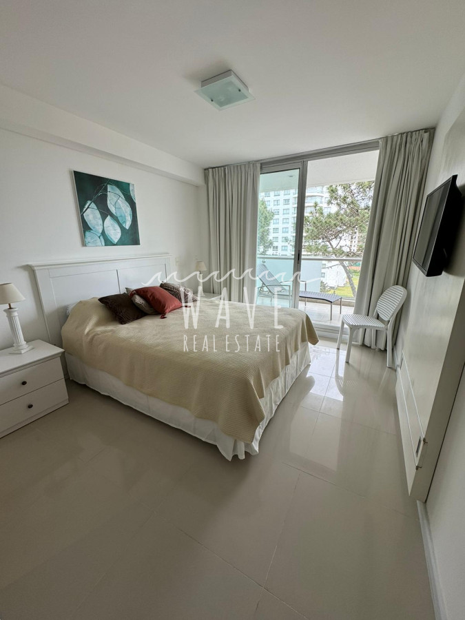 Apartamento ID.4552 - Alquiler anual y temporal departamento 2 dorm, Punta del este 