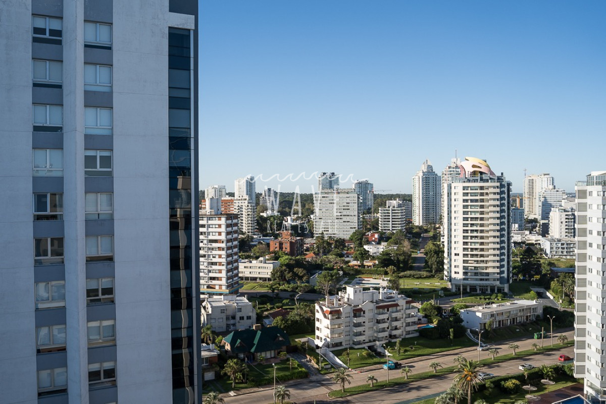 Apartamento ID.4920 - Venta de Apartamento Penthouse, de 3 dormitorios en La Pastora, con amenities
