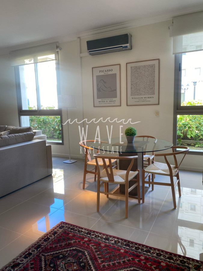 Apartamento ID.4882 - Venta de  Apartamento, con 1 dormitorio, en Playa Brava, con amenities