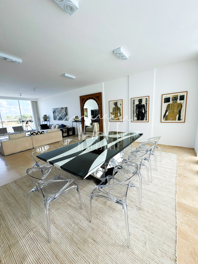 Apartamento ID.4945 - Espectacular penthouse en alquiler y venta la barra 