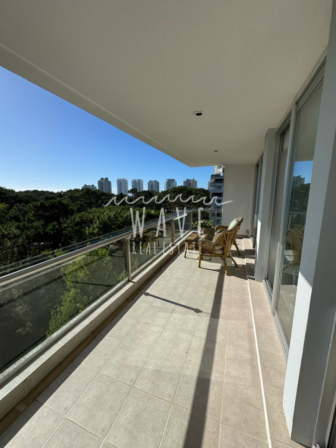 Apartamento ID.4813 - Venta departamento dos dormitorios, Roosevelt, Punta del Este 