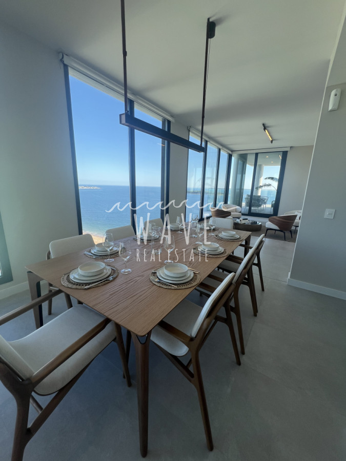 Apartamento ID.4765 - Venta Penthouse duplex, Playa Mansa, Punta del Este 