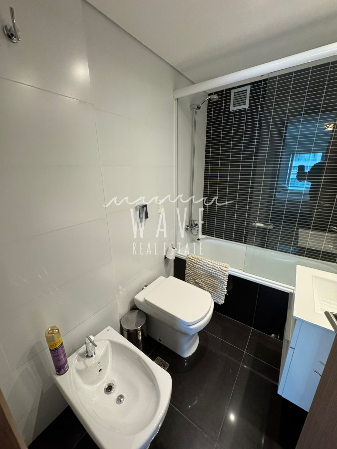 Apartamento ID.4249 - Venta apartamento 2 dormitorios y dependencia parada 10 Brava