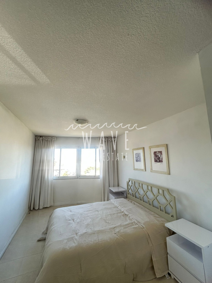 Apartamento ID.4844 - ALQUILER Y VENTA de apartamento 3 dormitorios frente a punta shopping