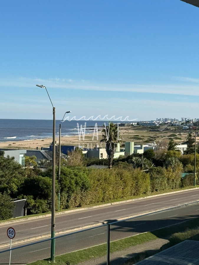 Apartamento ID.1668 - Apartamento en alquiler, Manantiales, exclusivo, frente al mar. 3 suites, terrazas. Nuevo.