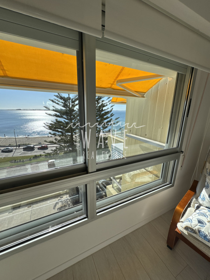 Apartamento ID.5115 - Alquiler de verano, Apartamento de 2 dormitorios y medio en Playa Mansa, Punta del Este