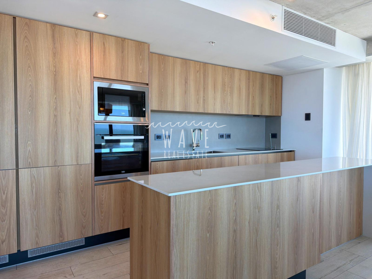 Apartamento ID.5325 - Venta Alquiler Departamento 3 dormitorios Surfide con vista 