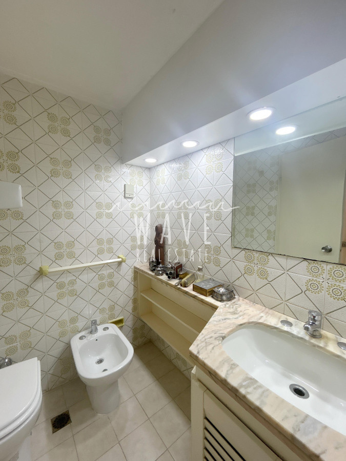 Apartamento ID.4752 - Venta y alquiler departamento 2 dormitorios Punta del Este 