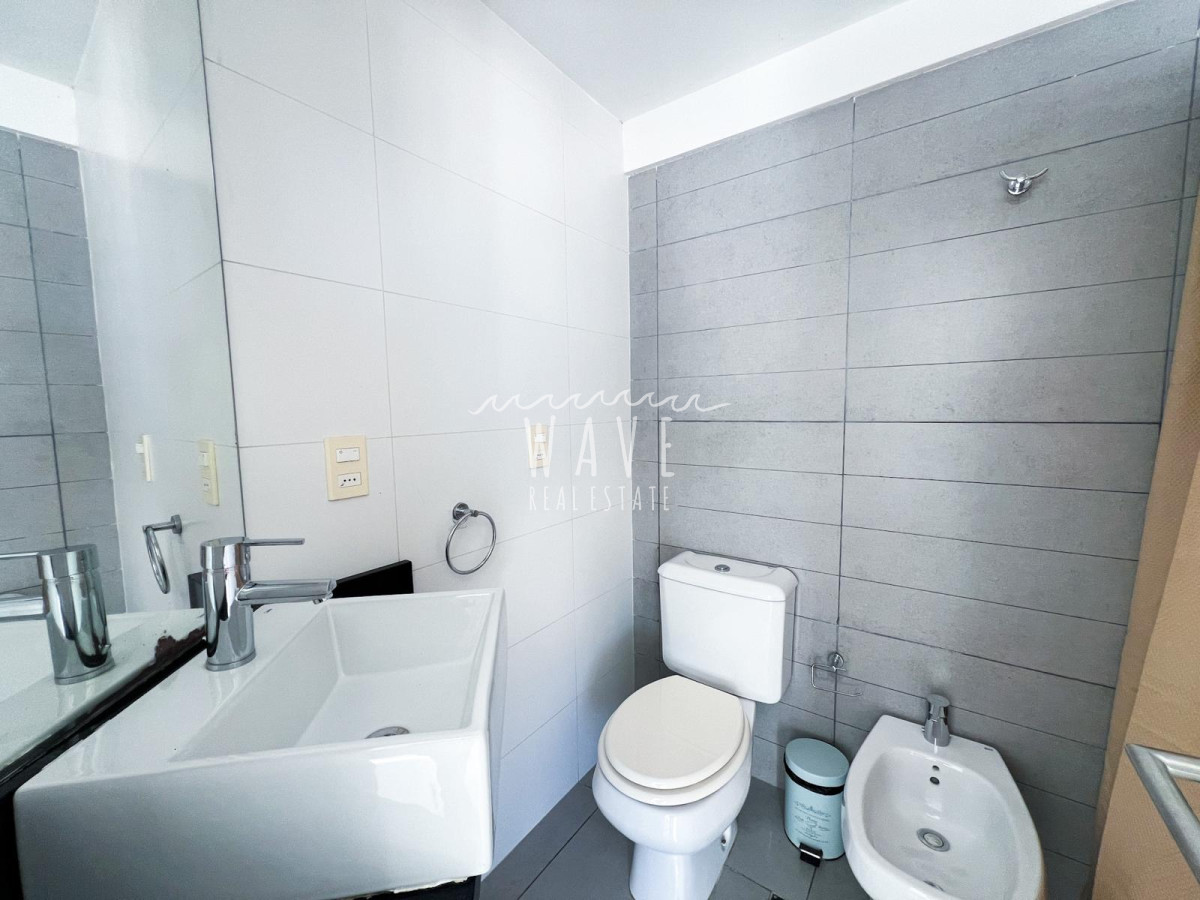 Apartamento ID.5182 - Venta de apartamento de 1 dormitorio en Península, Punta del Este