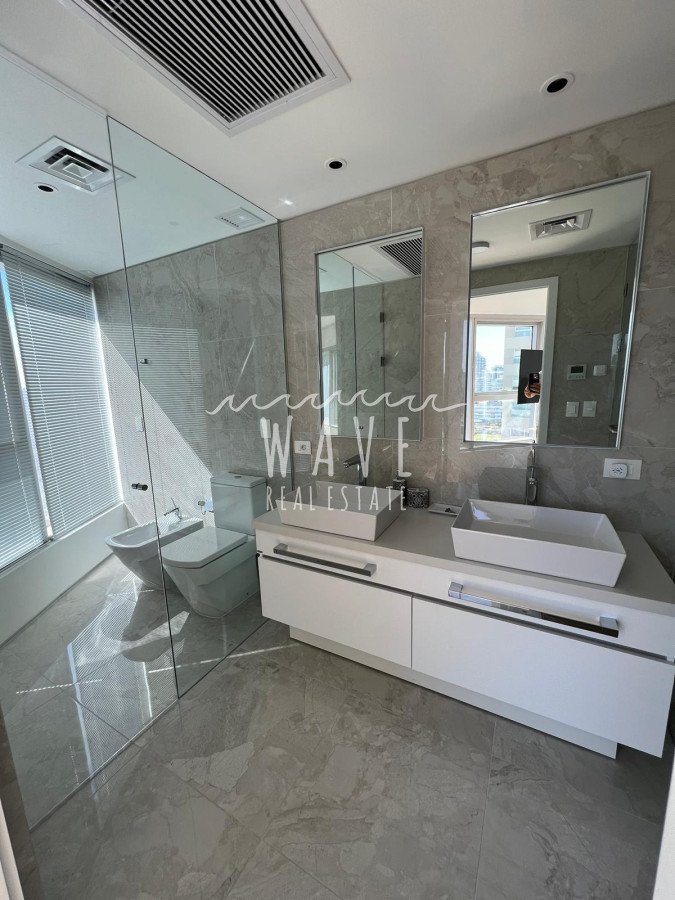 Apartamento ID.4138 - Trump Tower, 2 dormitorios, alquiler anual e invernal.