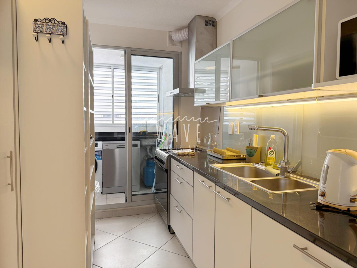 Apartamento ID.5457 - Venta Ocean Drive Piso Alto 3 dorm en suite