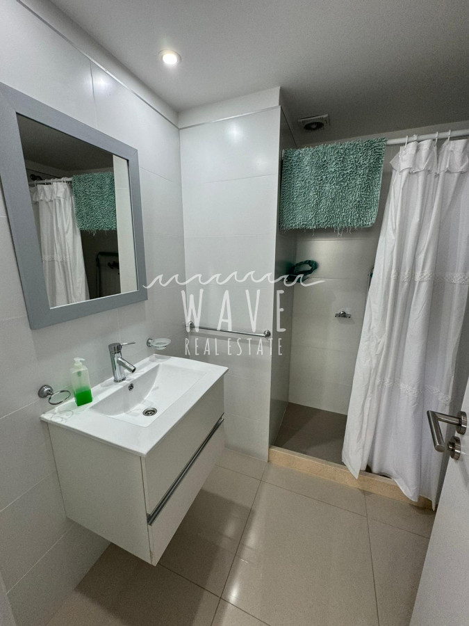 Apartamento ID.4521 - Brava, Pda 6. Edificio Full Amenities. 2 dormitorios, 2 baños. Servicio de playa y limpieza semanal.