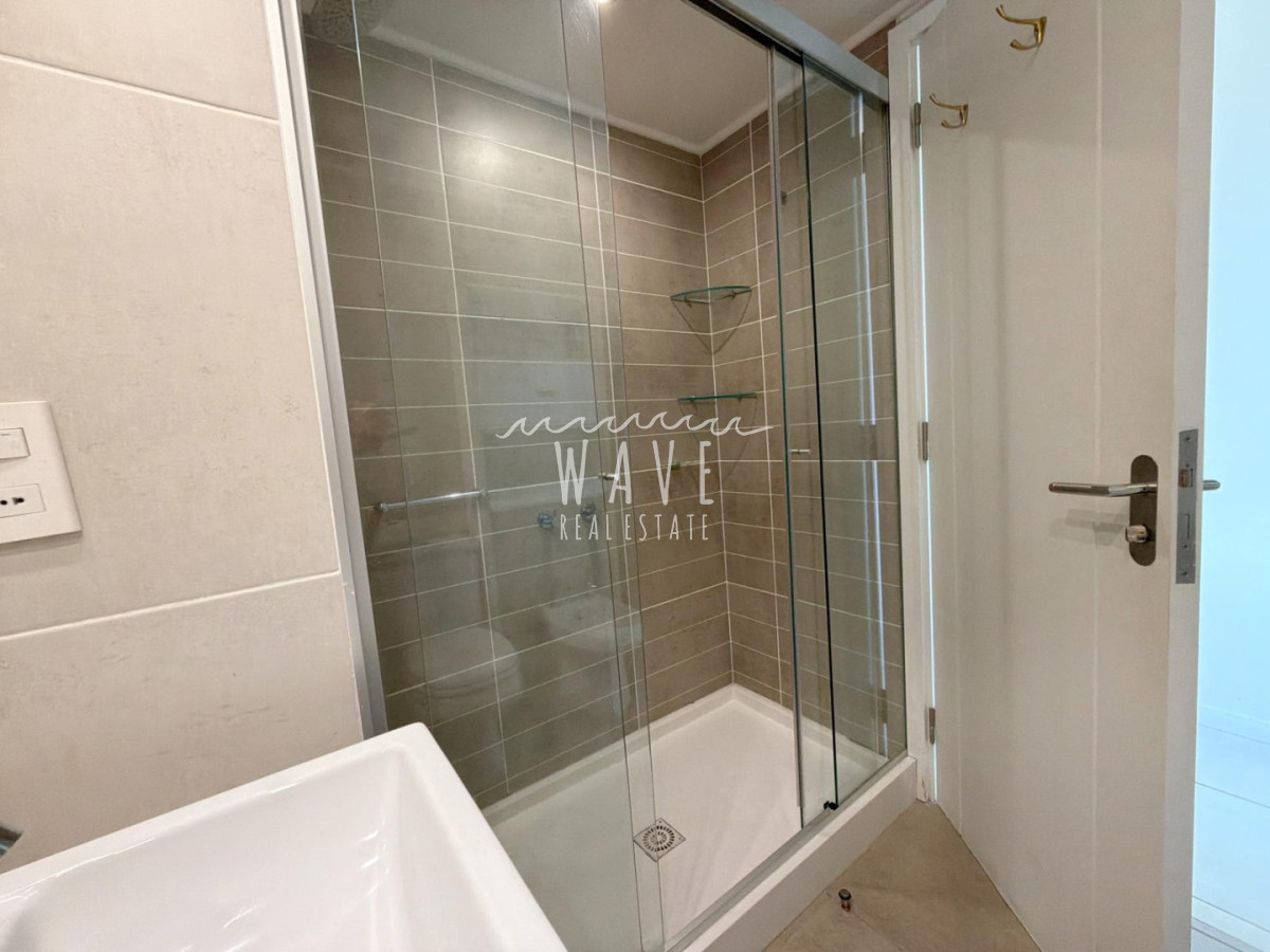 Apartamento ID.5457 - Venta Ocean Drive Piso Alto 3 dorm en suite