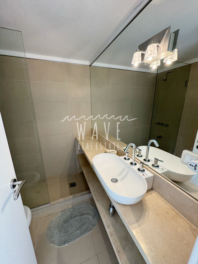Apartamento ID.4879 - Brava, primera línea, unidad esquinera, 3 suites y dep.