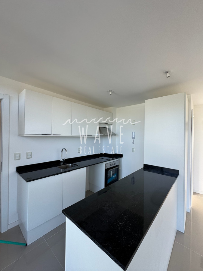 Apartamento ID.4873 - Venta de Apartamento de 2 DORMITORIOS AV ROOSEVELT