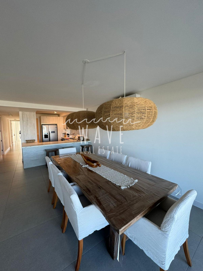 Apartamento ID.1668 - Apartamento en alquiler, Manantiales, exclusivo, frente al mar. 3 suites, terrazas. Nuevo.