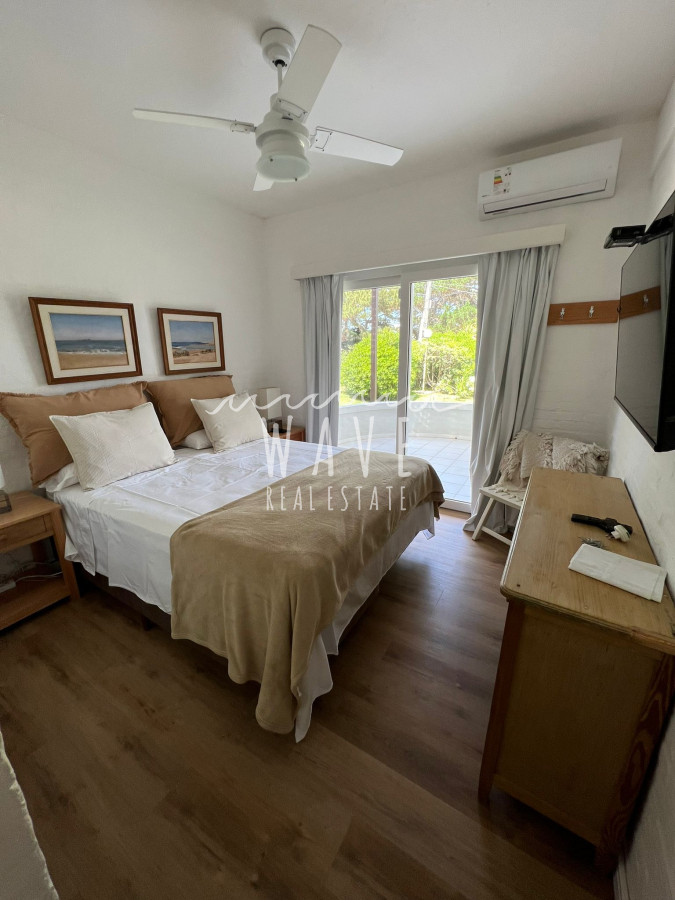 Apartamento ID.4312 - La Barra, a metros del agua, 3 suites, terraza con parrillero, mirador al mar.