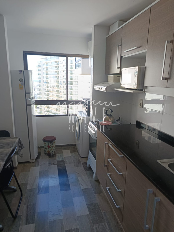 Apartamento ID.5560 - Venta de apartamento de 3 dormitorios en Playa Brava, Punta del Este