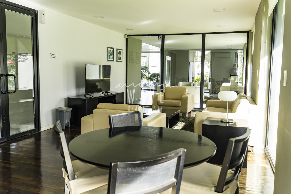 Apartamento ID.4986 - Alquiler de Verano, Apartamento de 3 dormitorios en Punta del Este