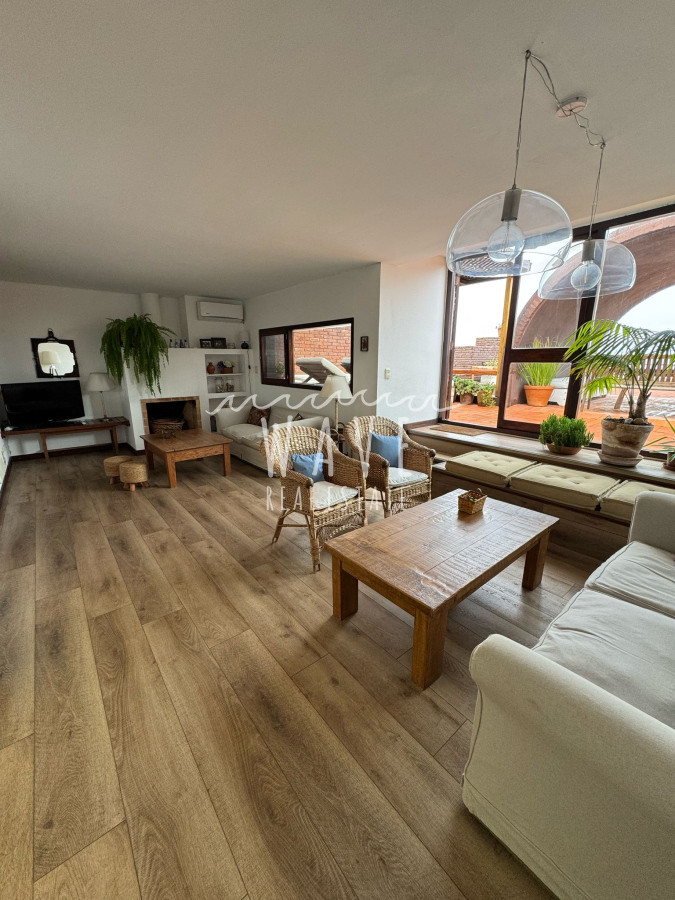 Apartamento ID.4835 - Manantiales, Venta de Exclusivo Apartamento Frente al Mar