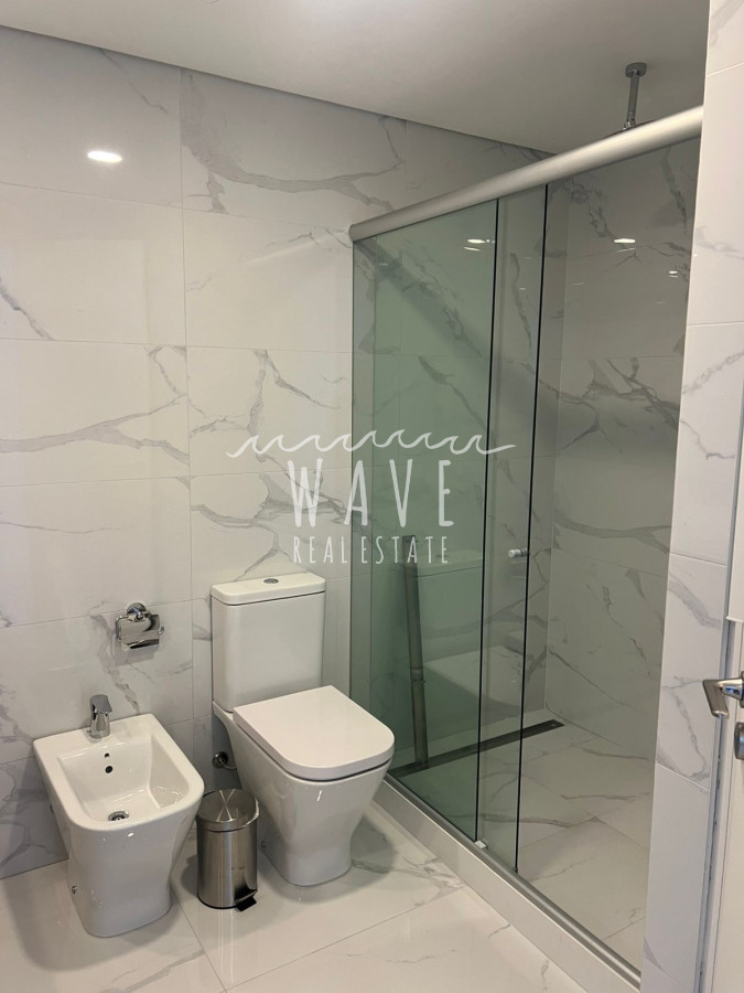 Apartamento ID.5053 - Alquiler verano apartamento 3 dormitorios primera linea Mansa, Punta del Este 