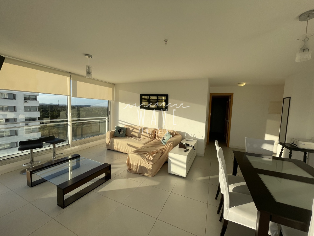 Apartamento ID.4204 - Venta y alquiler temporal de apartamento 2 dormitorios , torre con servicios en Av. Roosevelt