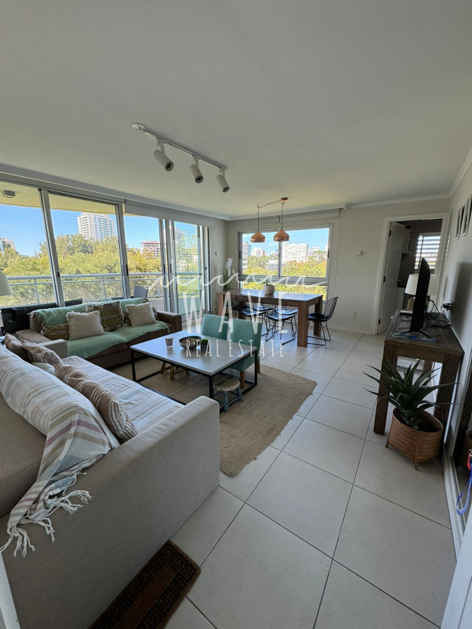 Apartamento ID.4562 - Venta, Apartamento sobre Roosevelt, 2 dormitorios y amenities