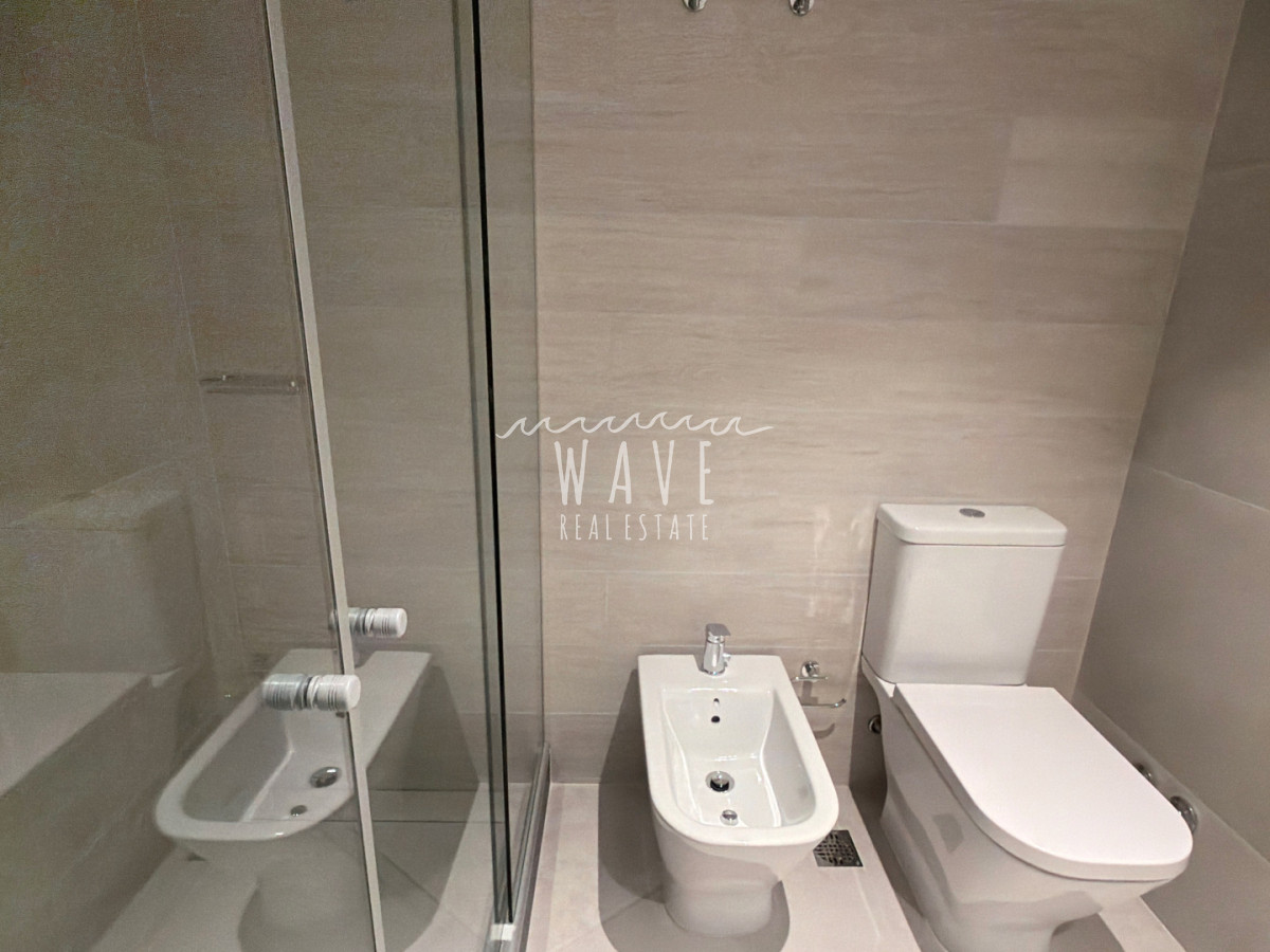 Apartamento ID.4765 - Venta Penthouse duplex, Playa Mansa, Punta del Este 