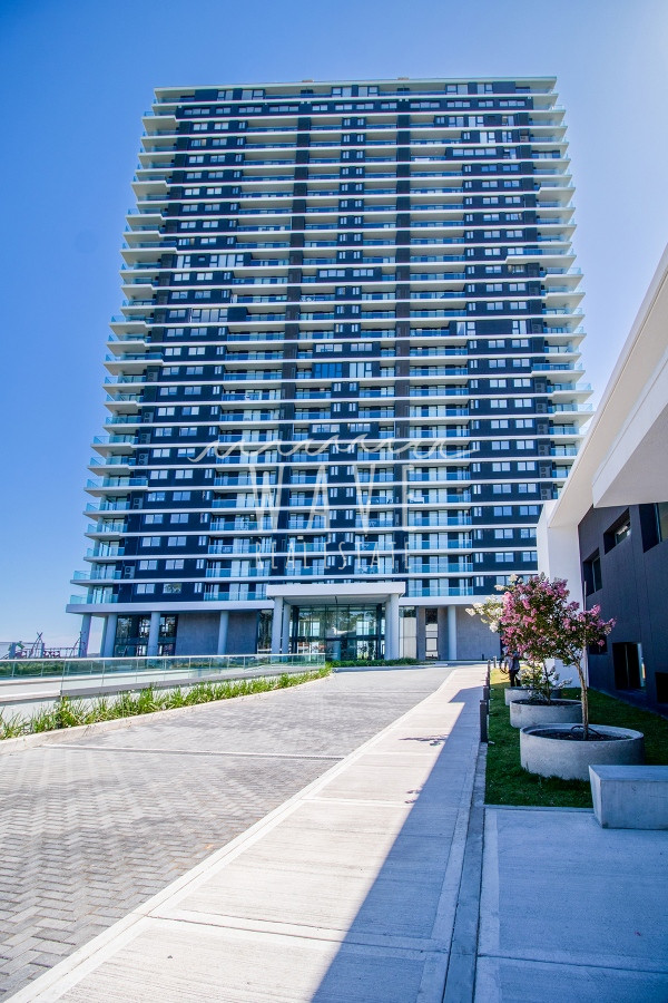 Apartamento ID.4070 - Venta departamento 3 Dorm playa mansa, Punta del este