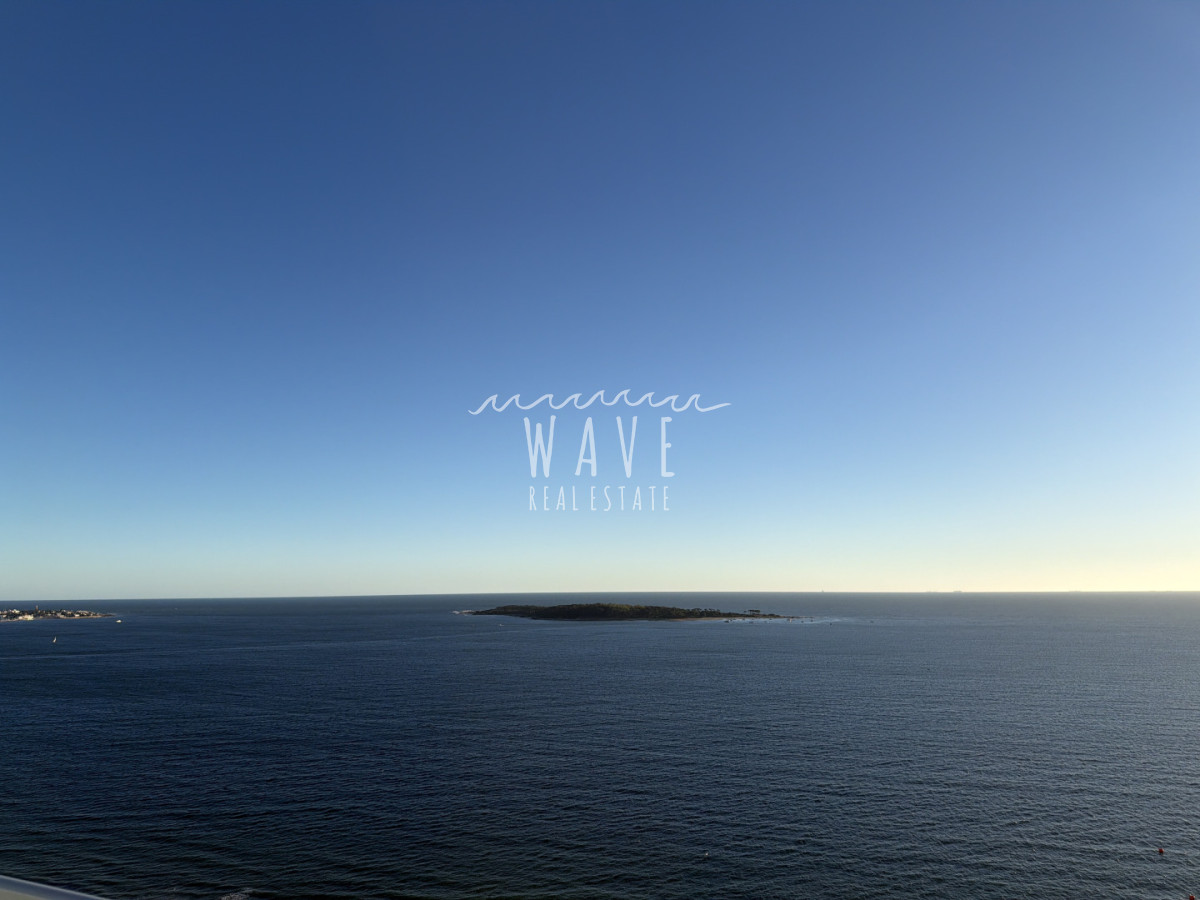 Apartamento ID.4765 - Venta Penthouse duplex, Playa Mansa, Punta del Este 